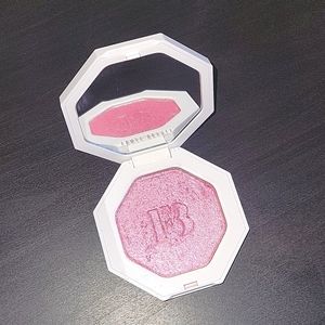 Fenty Wattabrat Freestyle Highlighter